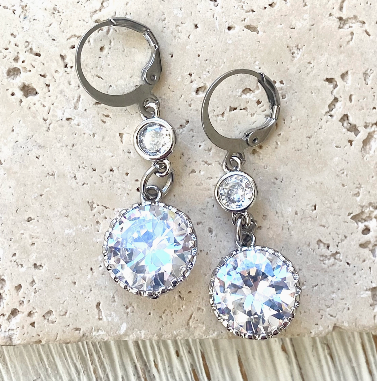 Earring Round Crystal Drops Silver