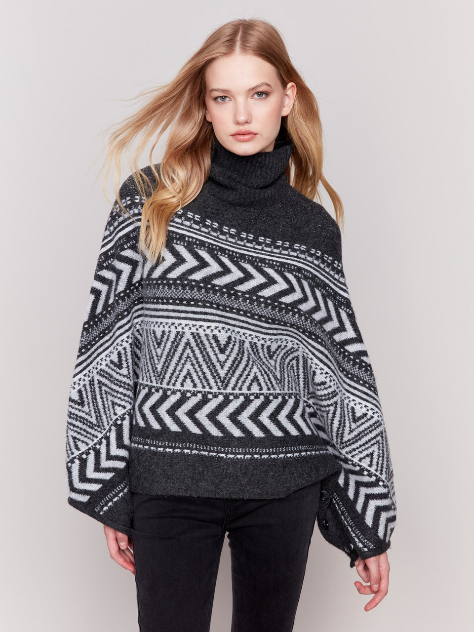 Hairy Yarn Print Poncho -Charcoal