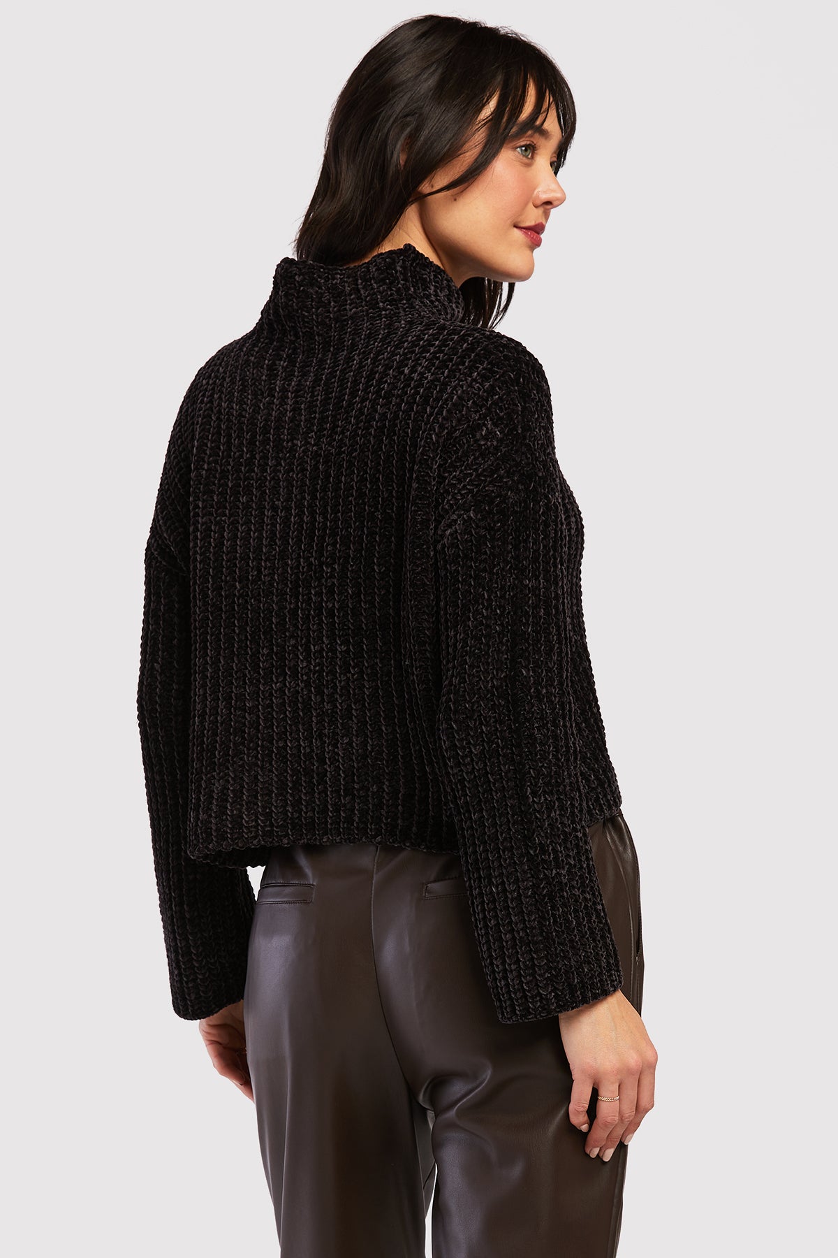 Juno Sweater - Black