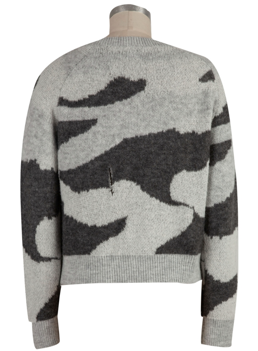 Zya Pullover Sweater